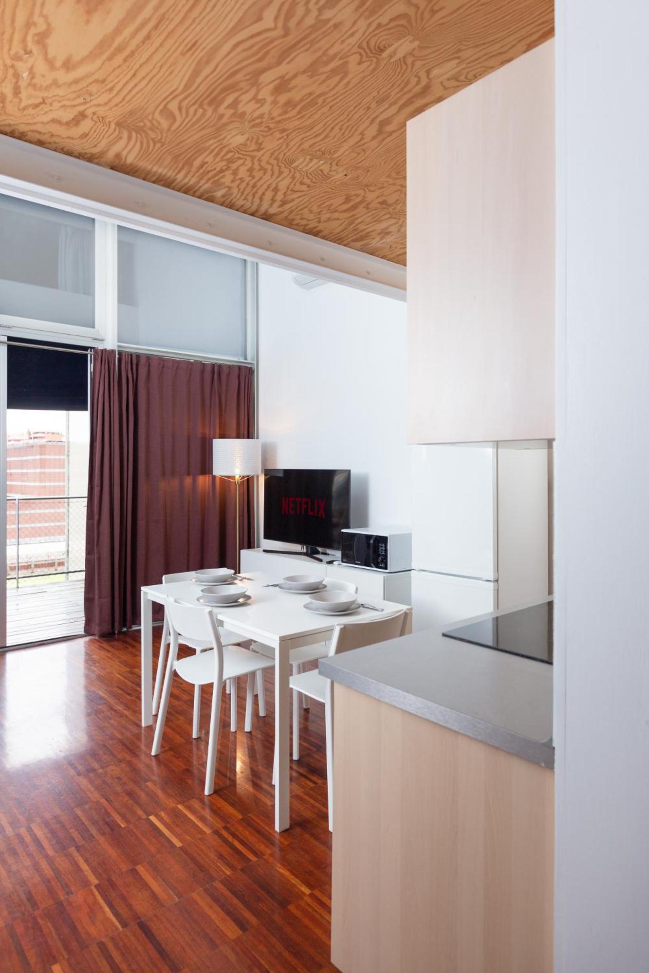 White And Brown Exclusive Loft With Terrace - Free Parking - M2 Station Apartment Milan Luaran gambar